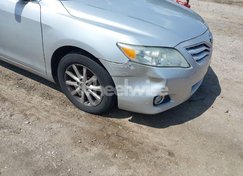 Photo 6 of 2011 Toyota Camry XLE (VIN 4T1BF3EK5BU762931)