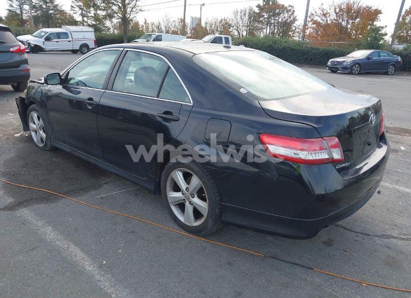 Photo 3 of 2011 Toyota Camry SE (VIN 4T1BF3EK5BU767918)