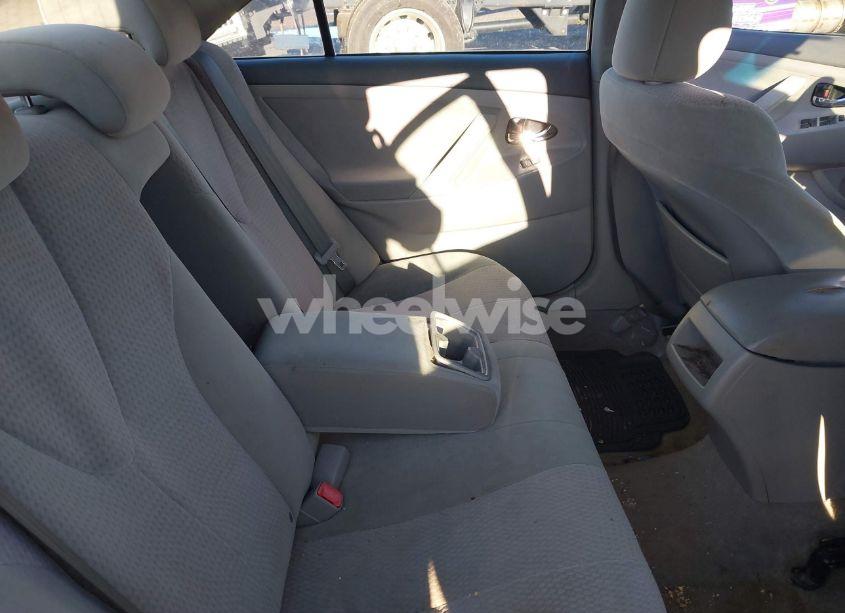 Photo 8 of 2011 Toyota Camry LE (VIN 4T1BF3EK5BU770740)