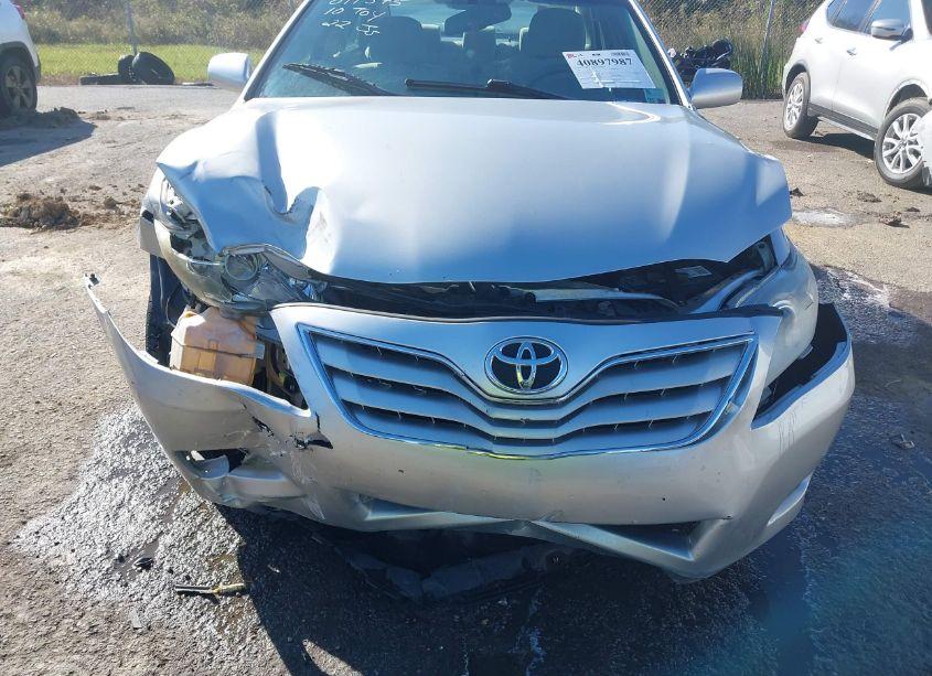 Photo 6 of 2010 Toyota Camry LE (VIN 4T1BF3EK6AU011545)