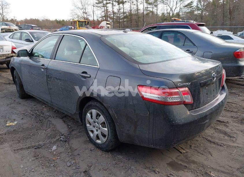 Photo 3 of 2010 Toyota Camry LE (VIN 4T1BF3EK6AU012422)