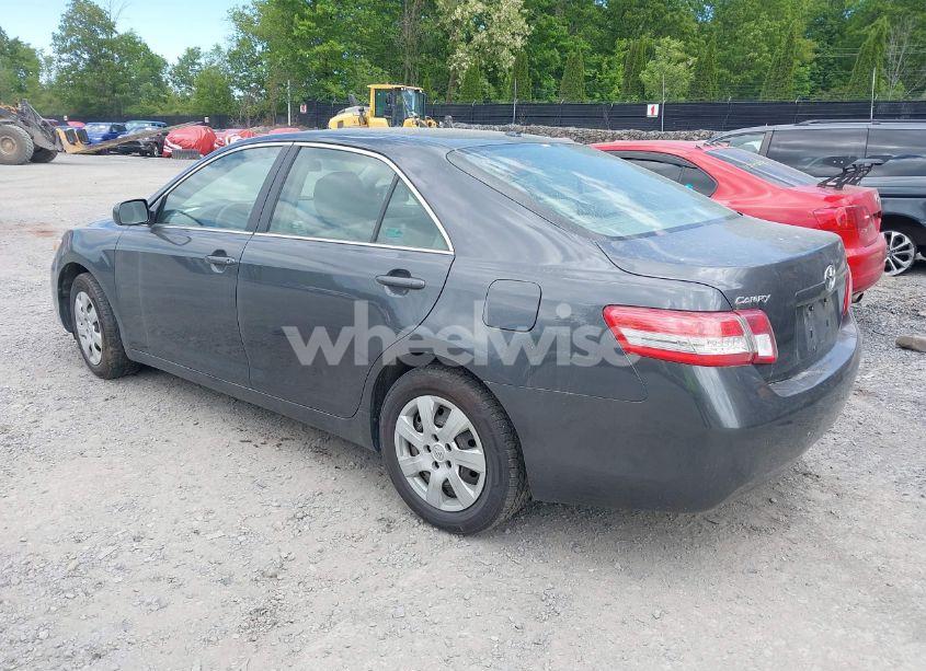 Photo 3 of 2010 Toyota Camry LE (VIN 4T1BF3EK6AU025607)