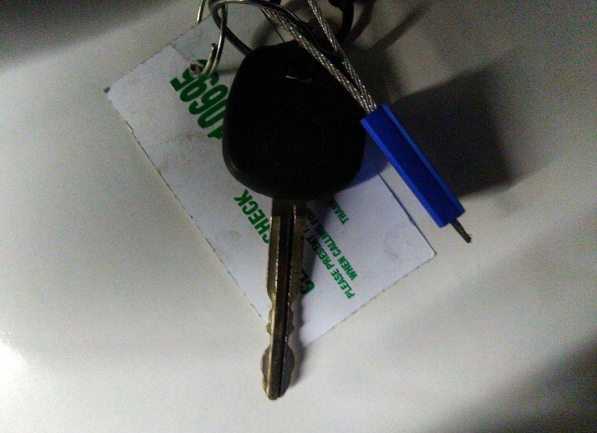 Photo 11 of 2010 Toyota Camry LE (VIN 4T1BF3EK6AU031083)