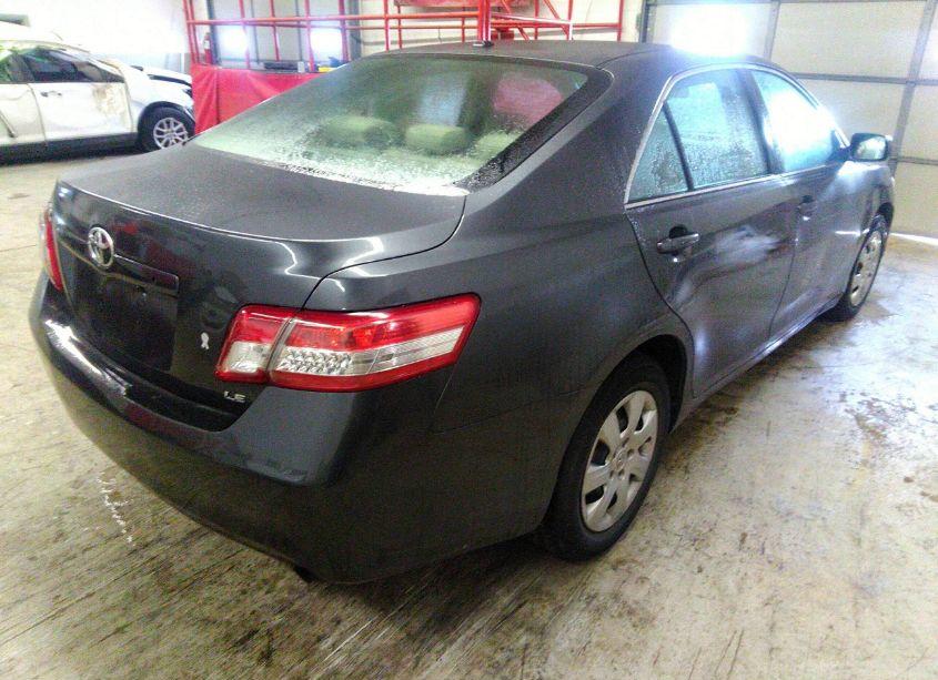 Photo 4 of 2010 Toyota Camry LE (VIN 4T1BF3EK6AU031083)
