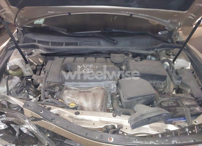 Photo 10 of 2010 Toyota Camry LE (VIN 4T1BF3EK6AU036932)