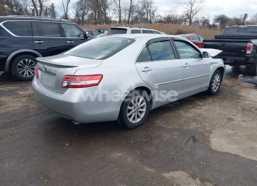 Photo 4 of 2010 Toyota Camry XLE (VIN 4T1BF3EK6AU037028)