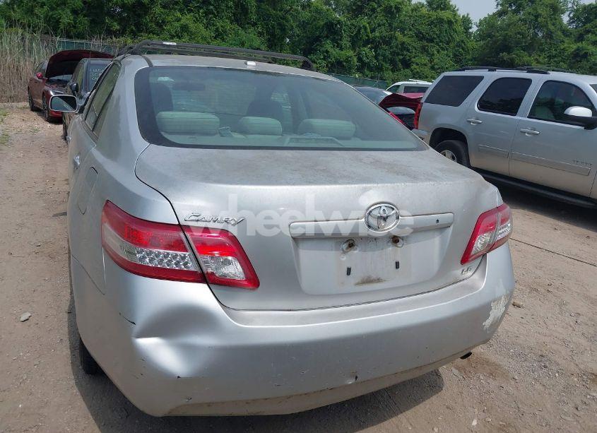 Photo 13 of 2010 Toyota Camry LE (VIN 4T1BF3EK6AU040947)