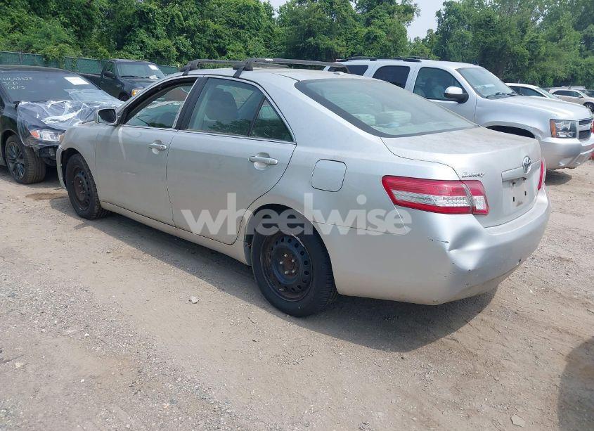 Photo 3 of 2010 Toyota Camry LE (VIN 4T1BF3EK6AU040947)