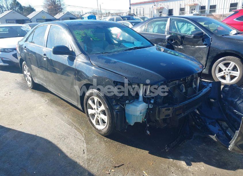 2010 Toyota Camry LE (VIN 4T1BF3EK6AU055187) main photo