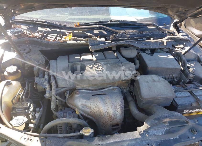 Photo 10 of 2010 Toyota Camry LE (VIN 4T1BF3EK6AU055187)