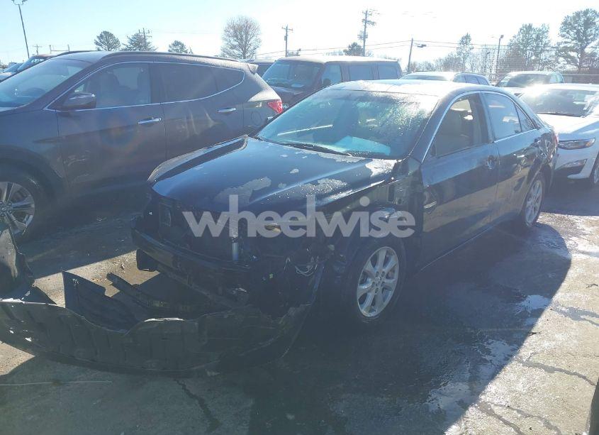 Photo 2 of 2010 Toyota Camry LE (VIN 4T1BF3EK6AU055187)