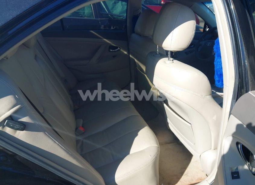 Photo 8 of 2010 Toyota Camry LE (VIN 4T1BF3EK6AU055187)