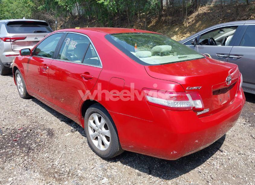 Photo 3 of 2010 Toyota Camry LE (VIN 4T1BF3EK6AU061765)