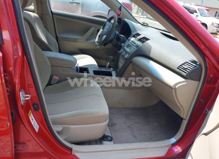 Photo 5 of 2010 Toyota Camry LE (VIN 4T1BF3EK6AU061765)