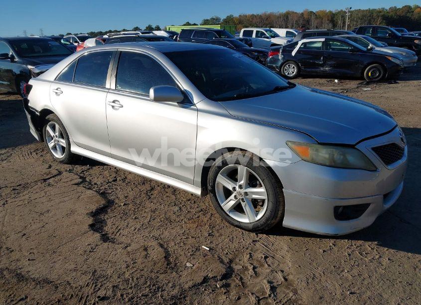 2010 Toyota Camry SE (VIN 4T1BF3EK6AU064178) main photo