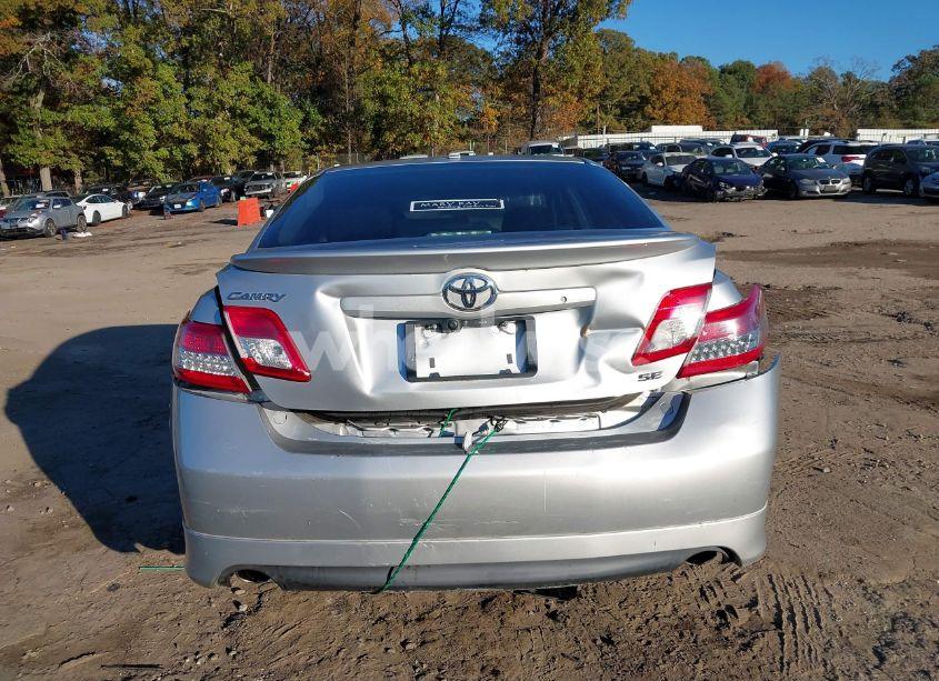 Photo 16 of 2010 Toyota Camry SE (VIN 4T1BF3EK6AU064178)