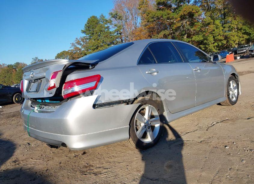 Photo 4 of 2010 Toyota Camry SE (VIN 4T1BF3EK6AU064178)