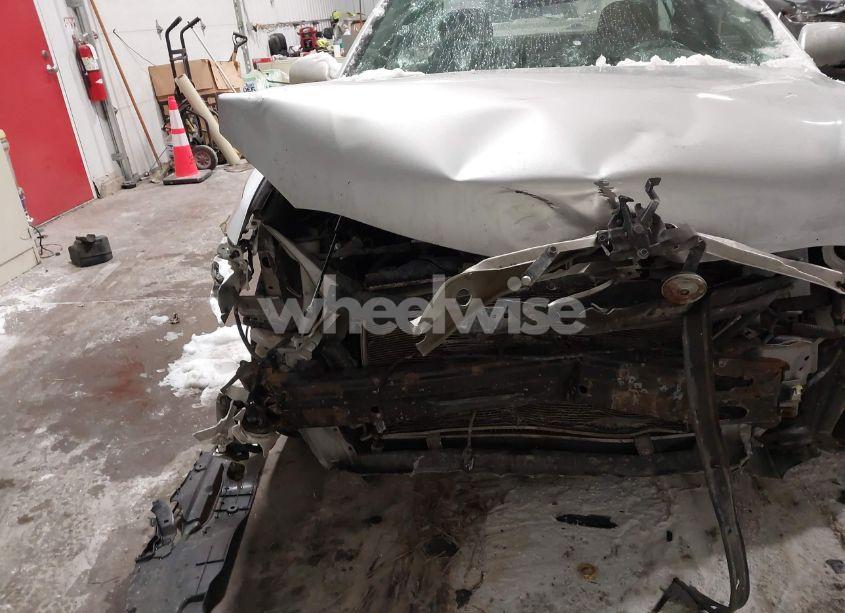 Photo 6 of 2010 Toyota Camry LE (VIN 4T1BF3EK6AU071051)