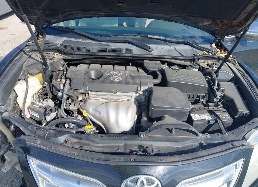 Photo 10 of 2010 Toyota Camry LE (VIN 4T1BF3EK6AU075942)