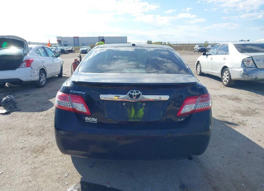 Photo 16 of 2010 Toyota Camry LE (VIN 4T1BF3EK6AU075942)