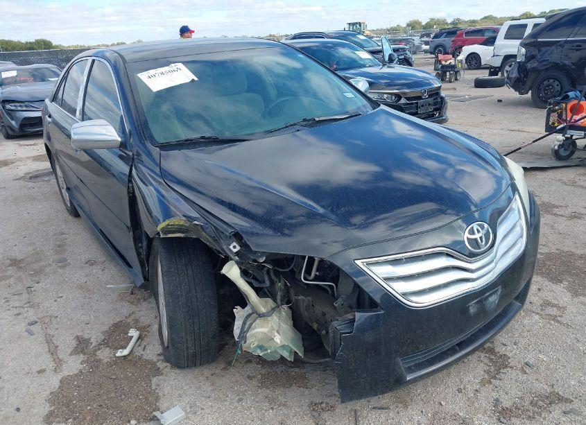 Photo 6 of 2010 Toyota Camry LE (VIN 4T1BF3EK6AU075942)