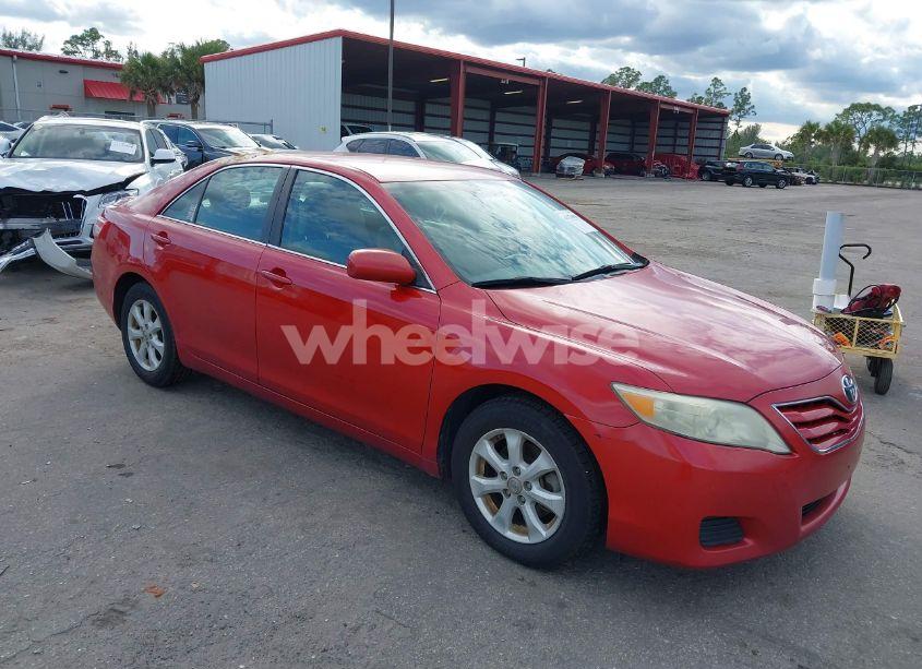 2010 Toyota Camry LE (VIN 4T1BF3EK6AU090635) main photo