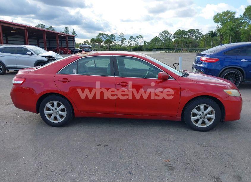 Photo 13 of 2010 Toyota Camry LE (VIN 4T1BF3EK6AU090635)