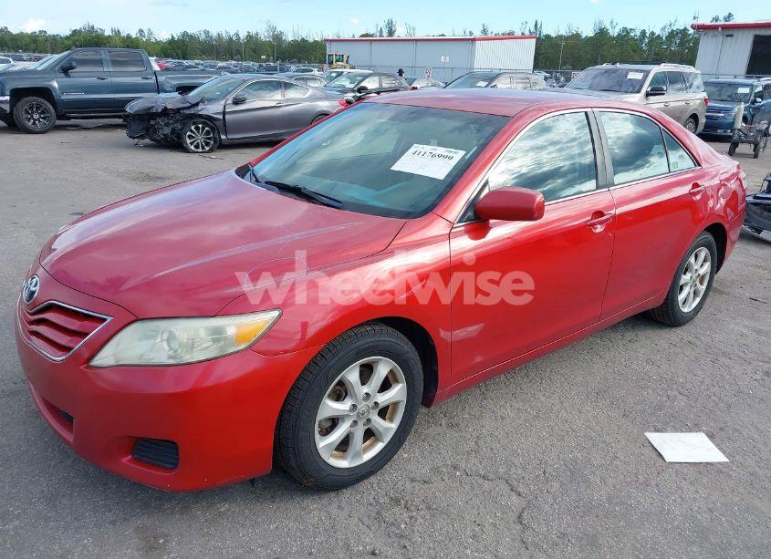 Photo 2 of 2010 Toyota Camry LE (VIN 4T1BF3EK6AU090635)