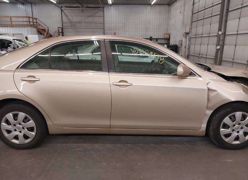 Photo 14 of 2010 Toyota Camry LE (VIN 4T1BF3EK6AU104856)