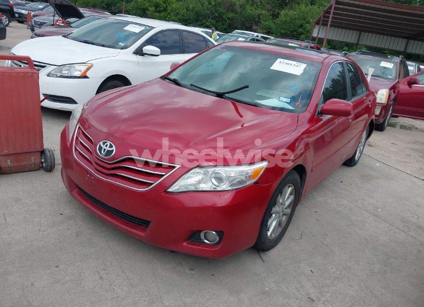 Photo 2 of 2010 Toyota Camry XLE (VIN 4T1BF3EK6AU109989)