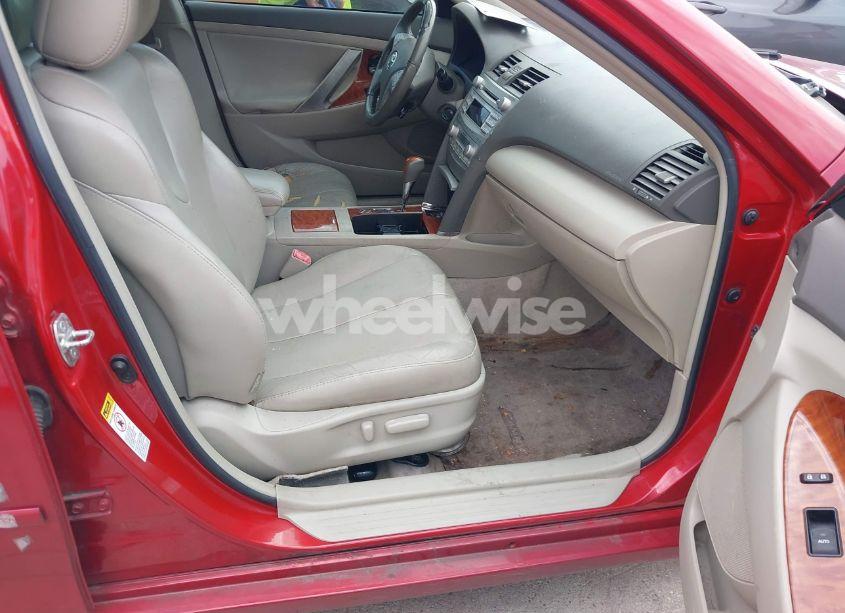 Photo 5 of 2010 Toyota Camry XLE (VIN 4T1BF3EK6AU109989)