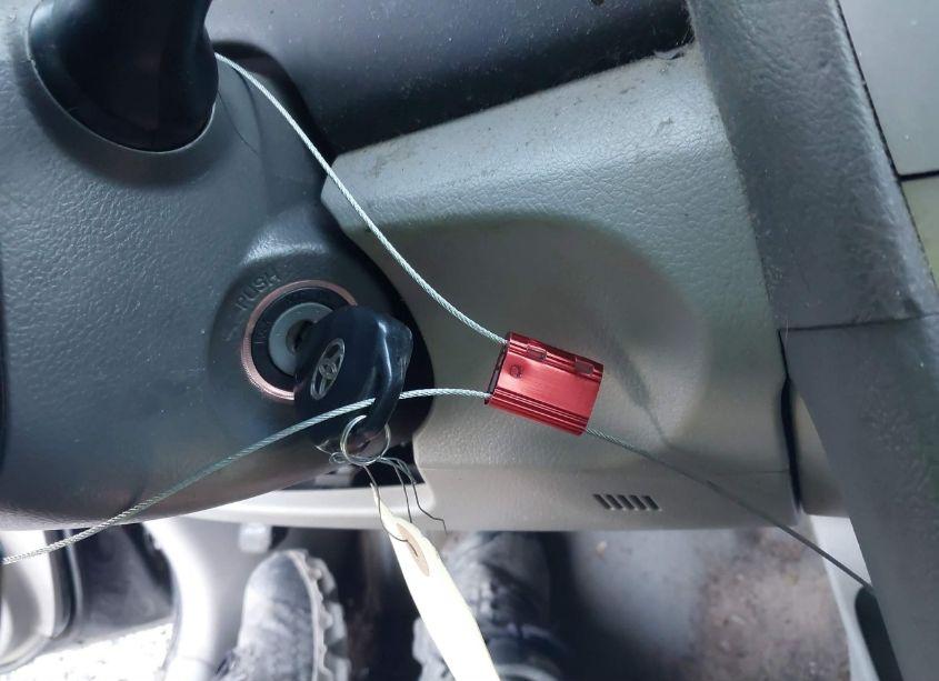 Photo 11 of 2010 Toyota Camry LE (VIN 4T1BF3EK6AU510670)