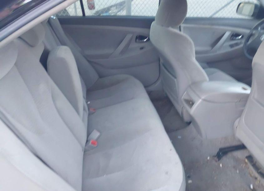 Photo 8 of 2010 Toyota Camry LE (VIN 4T1BF3EK6AU510670)