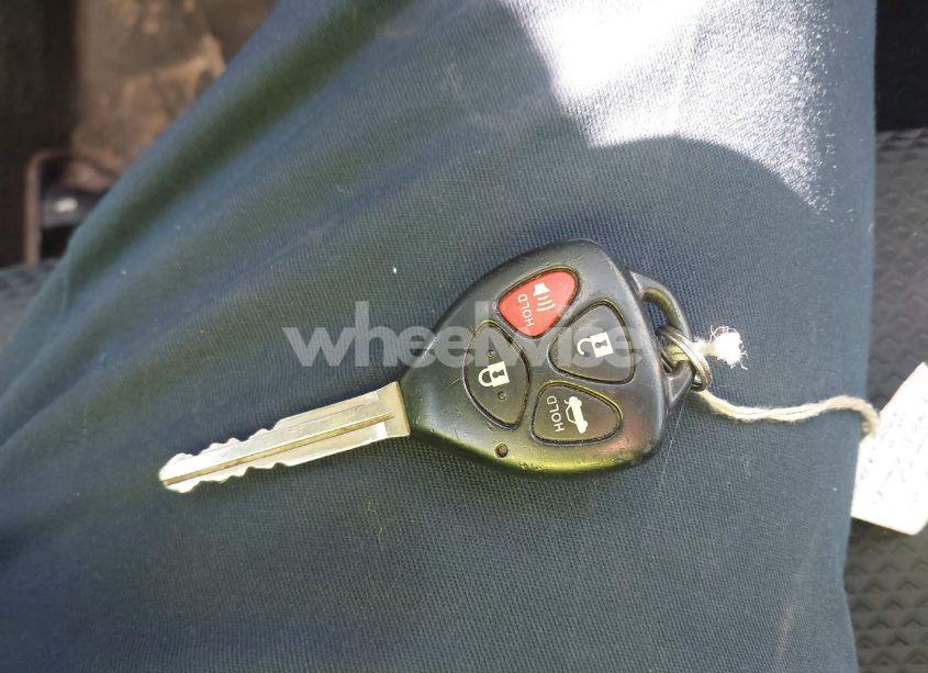 Photo 11 of 2010 Toyota Camry SE (VIN 4T1BF3EK6AU513312)