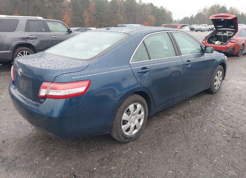 Photo 4 of 2010 Toyota Camry LE (VIN 4T1BF3EK6AU513553)