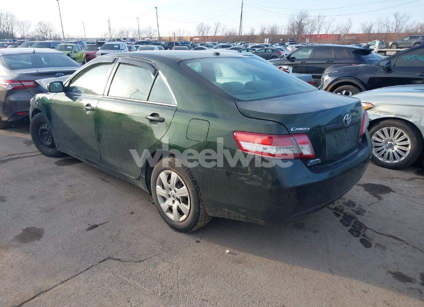 Photo 3 of 2010 Toyota Camry LE (VIN 4T1BF3EK6AU522382)