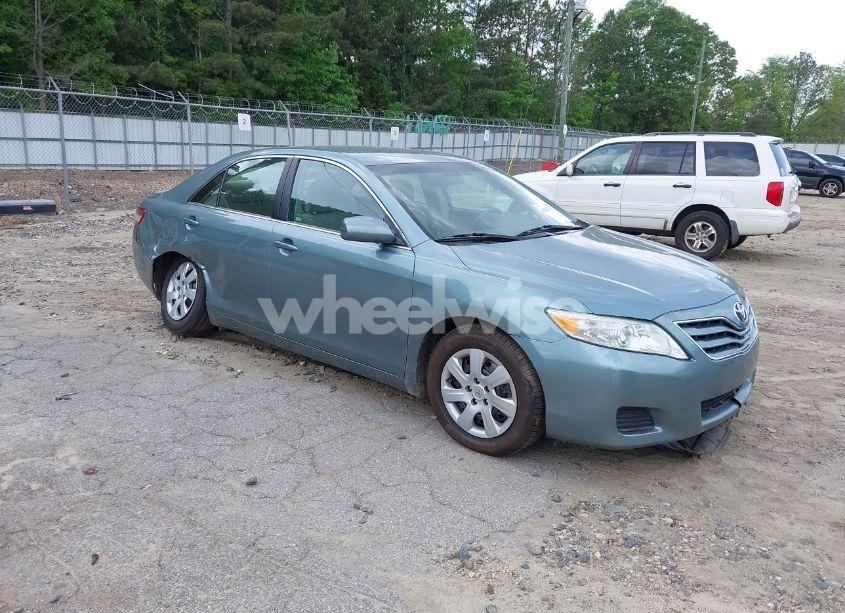 2010 Toyota Camry LE (VIN 4T1BF3EK6AU533642) main photo