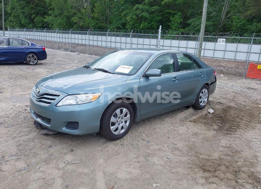 Photo 2 of 2010 Toyota Camry LE (VIN 4T1BF3EK6AU533642)