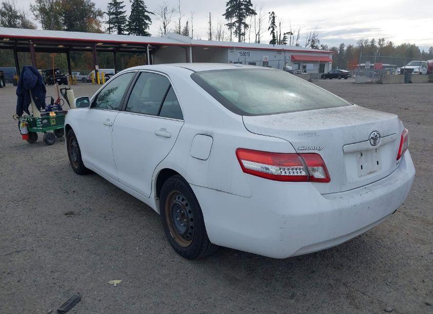 Photo 3 of 2010 Toyota Camry LE (VIN 4T1BF3EK6AU536508)