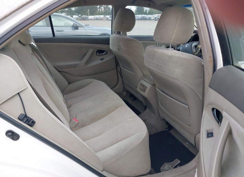 Photo 8 of 2010 Toyota Camry LE (VIN 4T1BF3EK6AU536508)