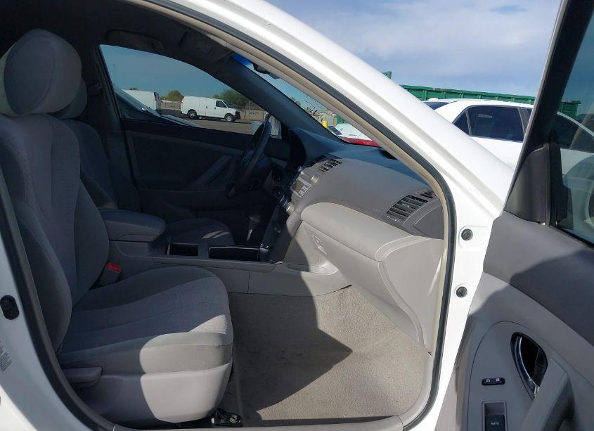 Photo 5 of 2010 Toyota Camry LE (VIN 4T1BF3EK6AU538842)