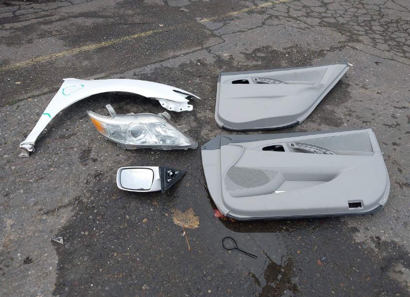 Photo 12 of 2010 Toyota Camry LE (VIN 4T1BF3EK6AU539974)