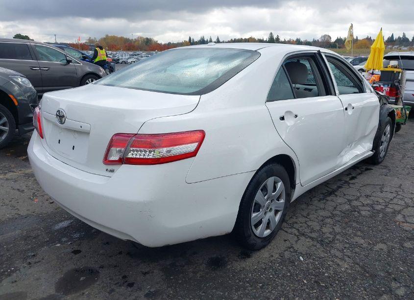 Photo 4 of 2010 Toyota Camry LE (VIN 4T1BF3EK6AU539974)