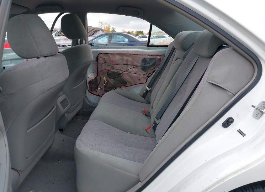 Photo 8 of 2010 Toyota Camry LE (VIN 4T1BF3EK6AU539974)