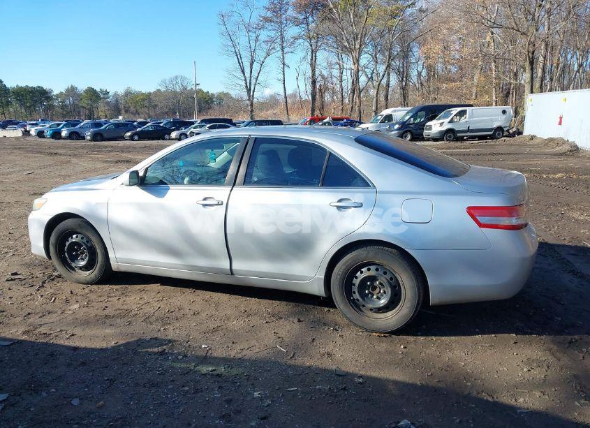 Photo 14 of 2010 Toyota Camry LE (VIN 4T1BF3EK6AU543975)