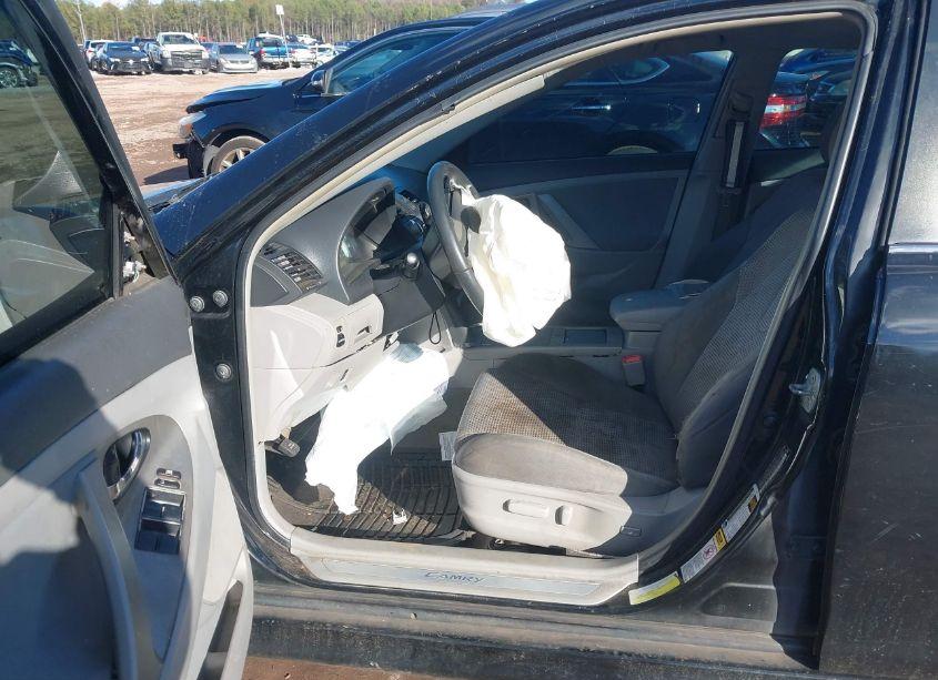 Photo 5 of 2010 Toyota Camry SE (VIN 4T1BF3EK6AU548691)