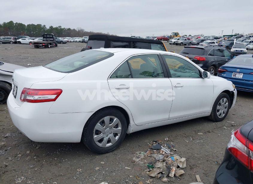 Photo 13 of 2010 Toyota Camry (VIN 4T1BF3EK6AU551803)