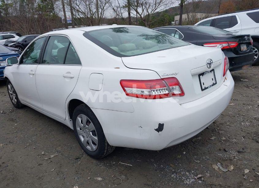 Photo 3 of 2010 Toyota Camry (VIN 4T1BF3EK6AU551803)