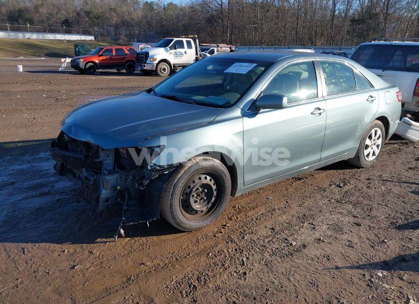 Photo 2 of 2010 Toyota Camry LE (VIN 4T1BF3EK6AU561070)