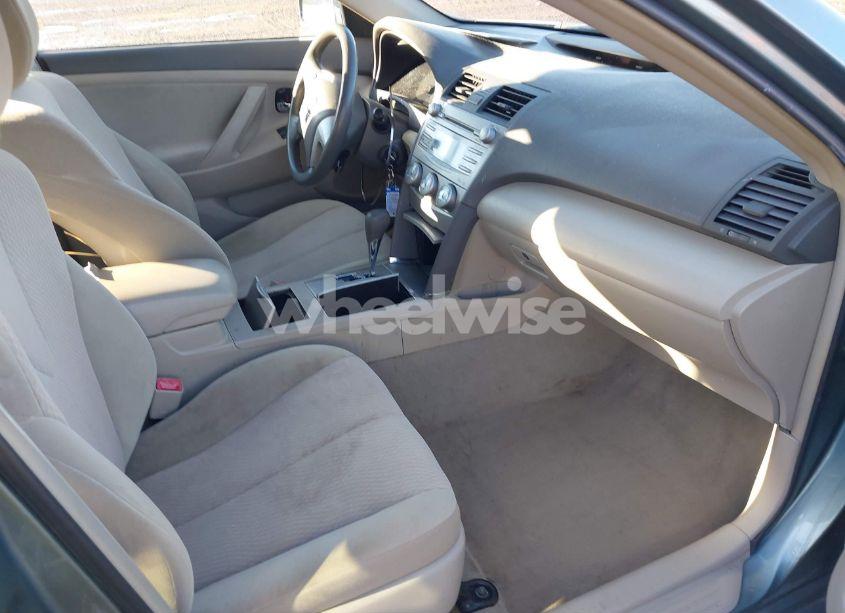 Photo 5 of 2010 Toyota Camry LE (VIN 4T1BF3EK6AU561070)